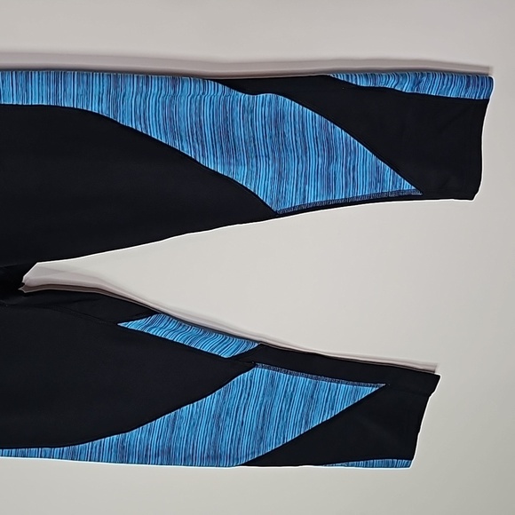 Champion medium black and blue athletic leggings - Picture 3 of 8